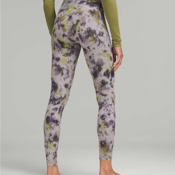 Lululemon Align High-Rise Pant 28"
Radial Tie Dye Mauve Grey Multi
Size 2 - Picture 4 of 8